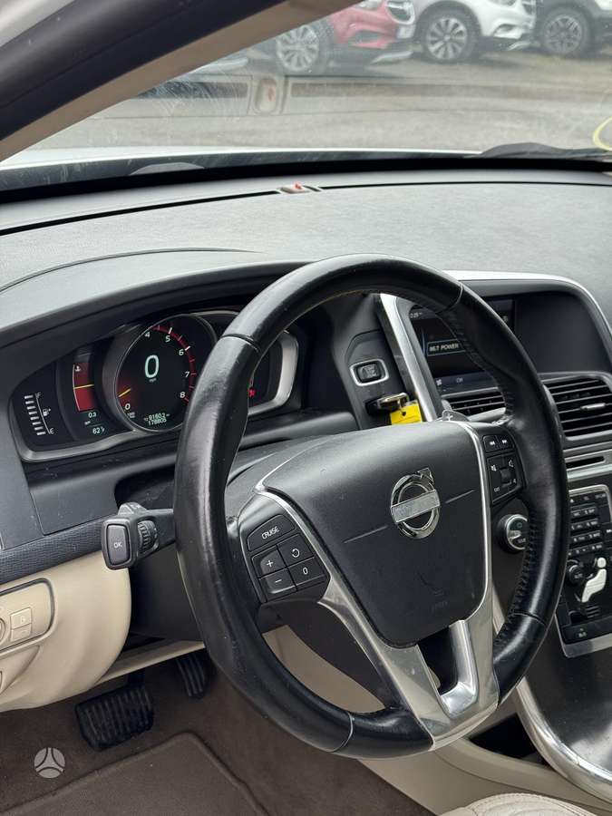 Volvo XC60 2014 — photo 7