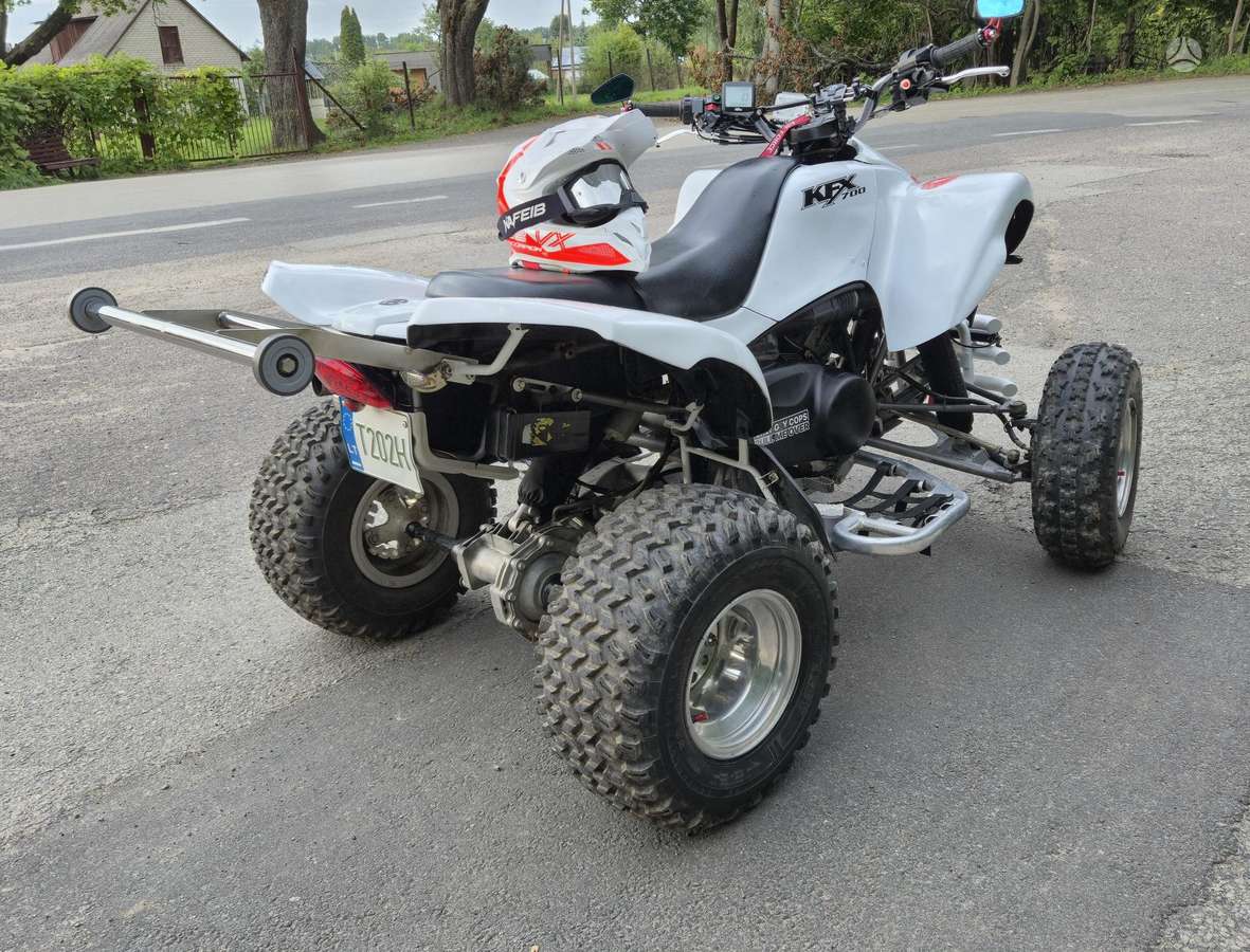 Kawasaki KFX 2007 — engine 700 cm³