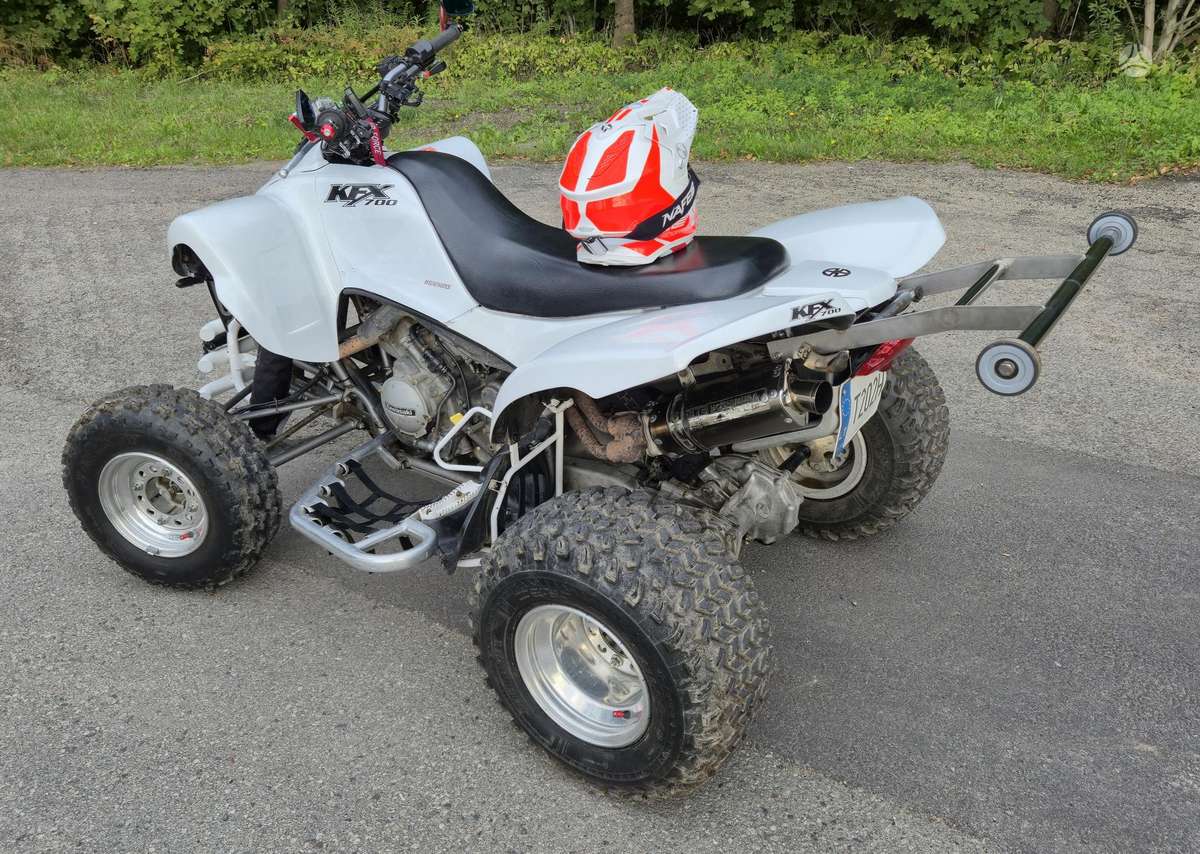 Kawasaki KFX 2007 — photo 6