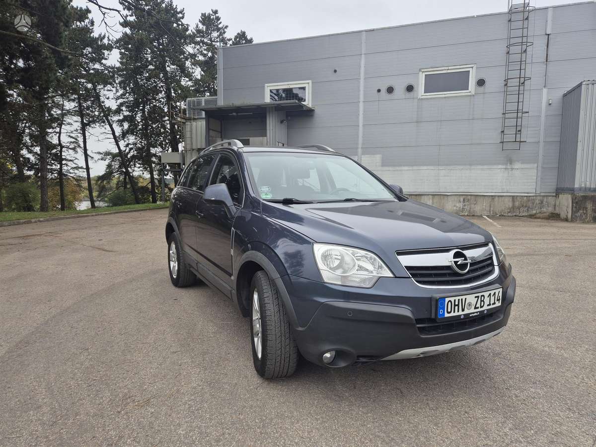 Opel Antara 2009 — вигляд ззаду