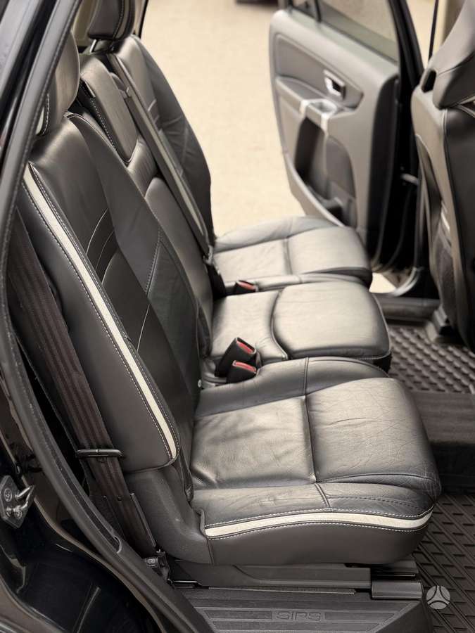 Volvo XC90 2007 — photo 30