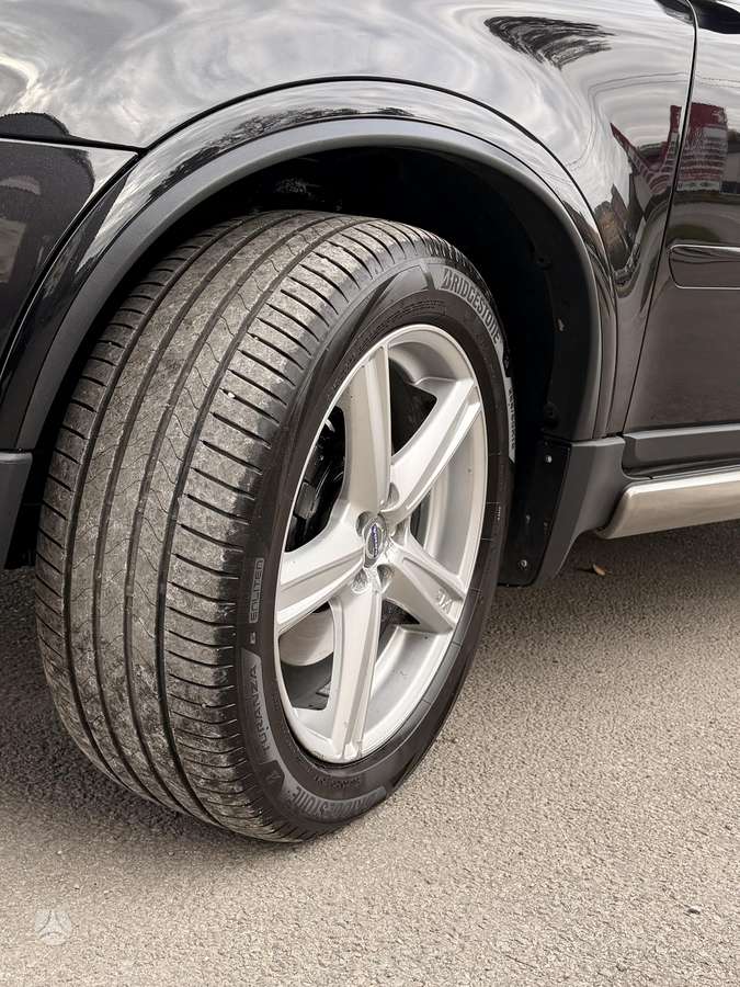 Volvo XC90 2007 — photo 36