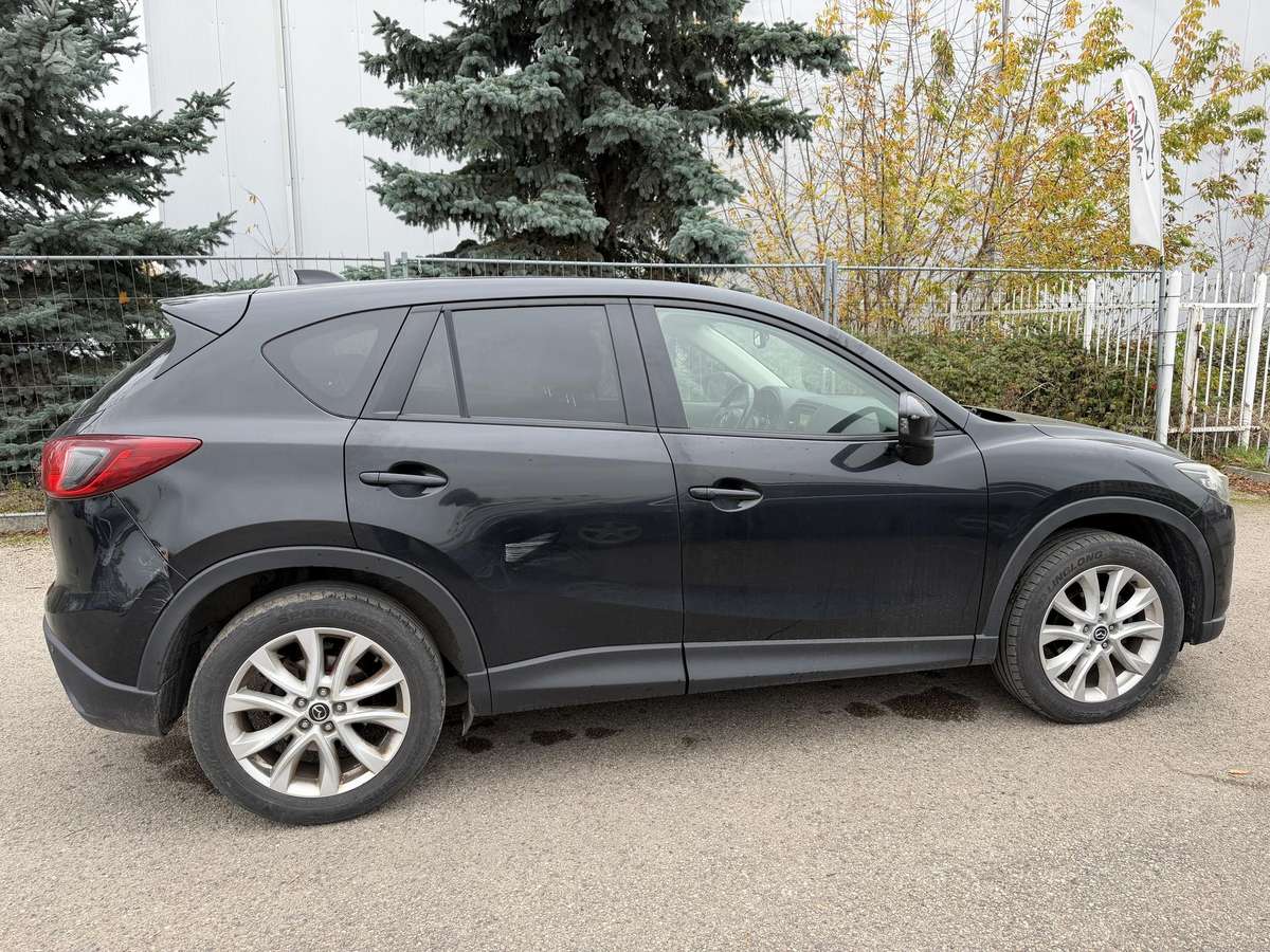 Mazda CX-5 2012 — салон
