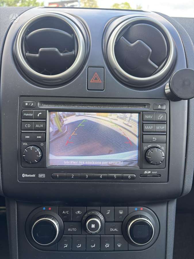 Nissan Qashqai 2012 — photo 15