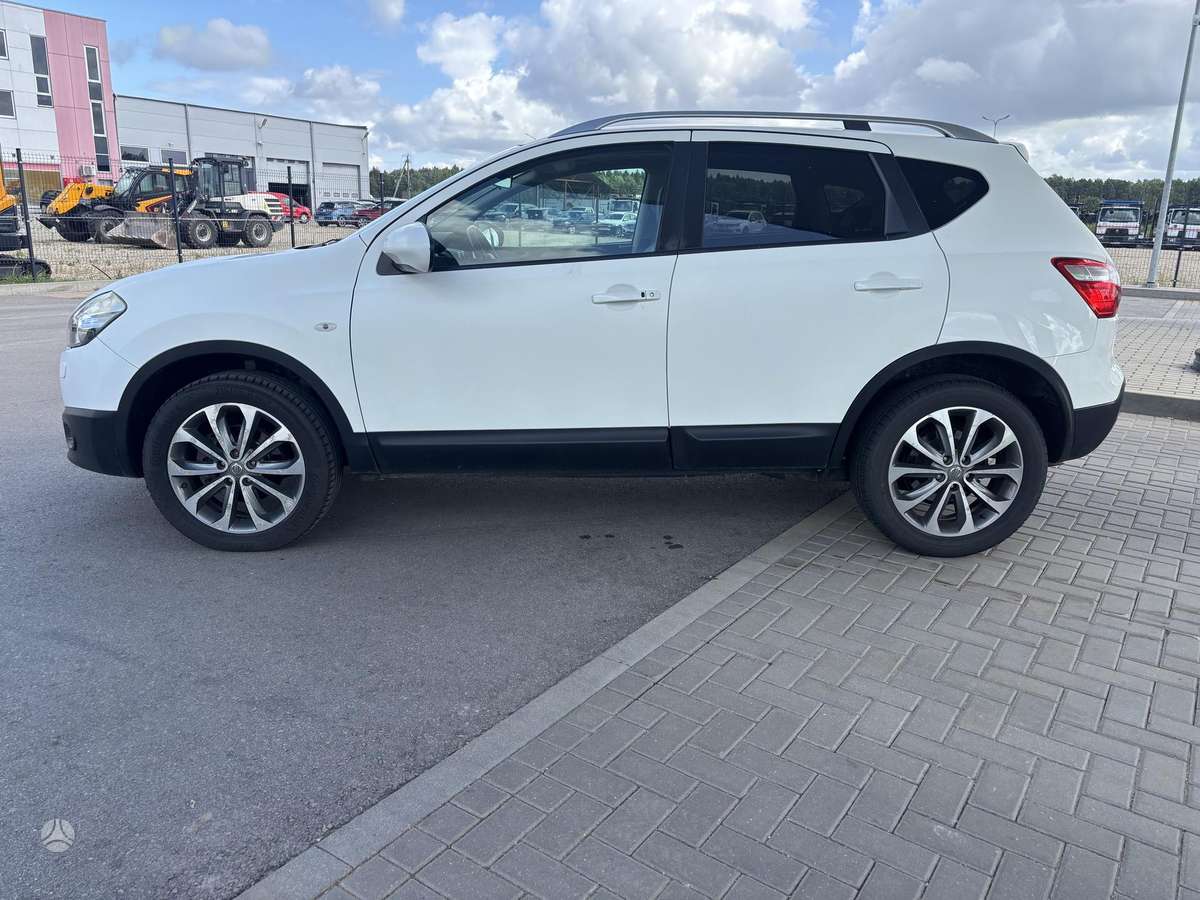 Nissan Qashqai 2012 — photo 5