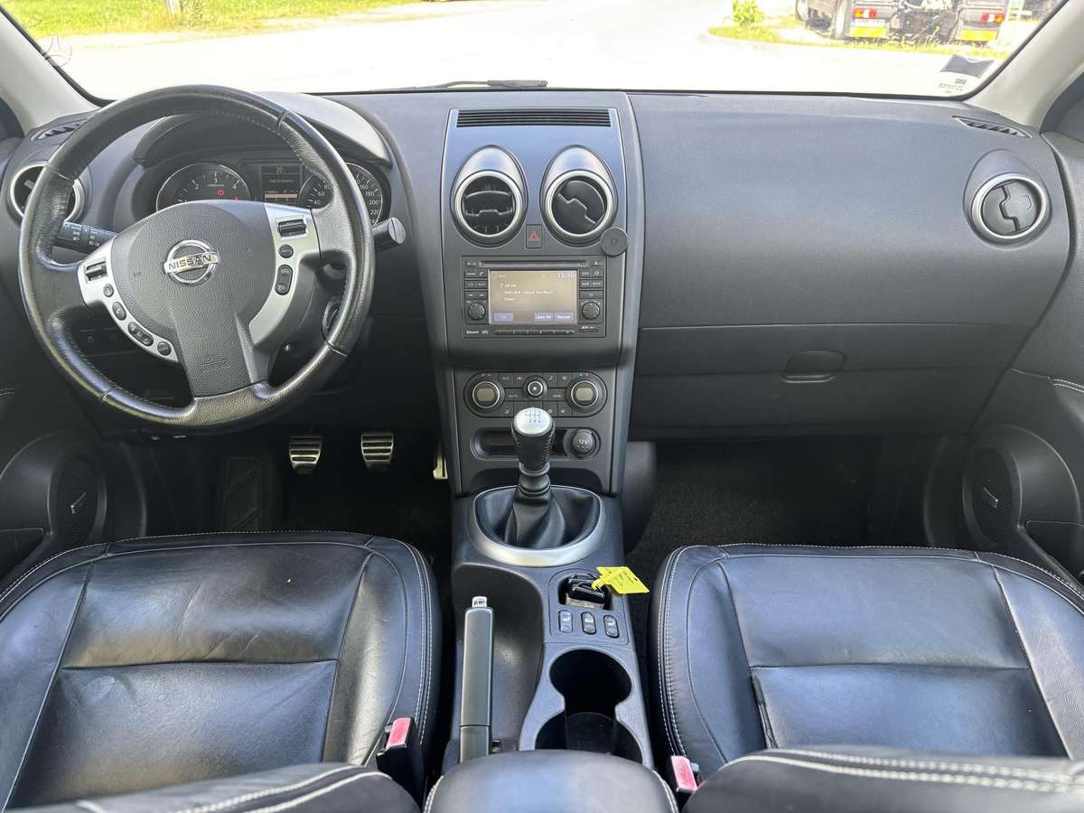 Nissan Qashqai 2012 — photo 9