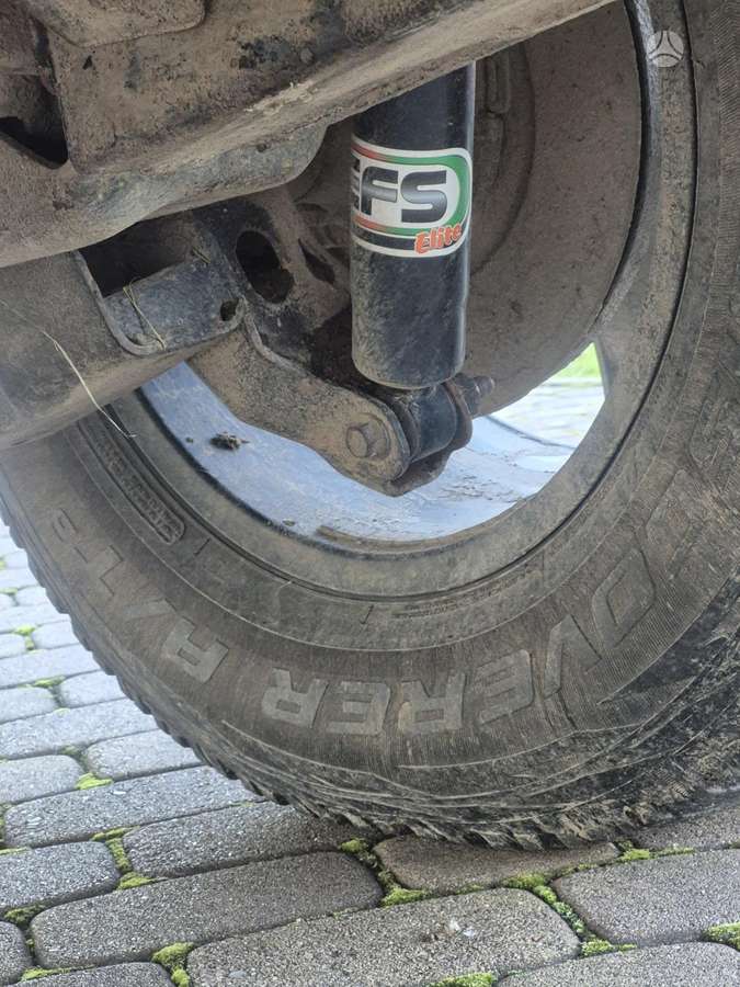 Jeep Grand 2006 — photo 11