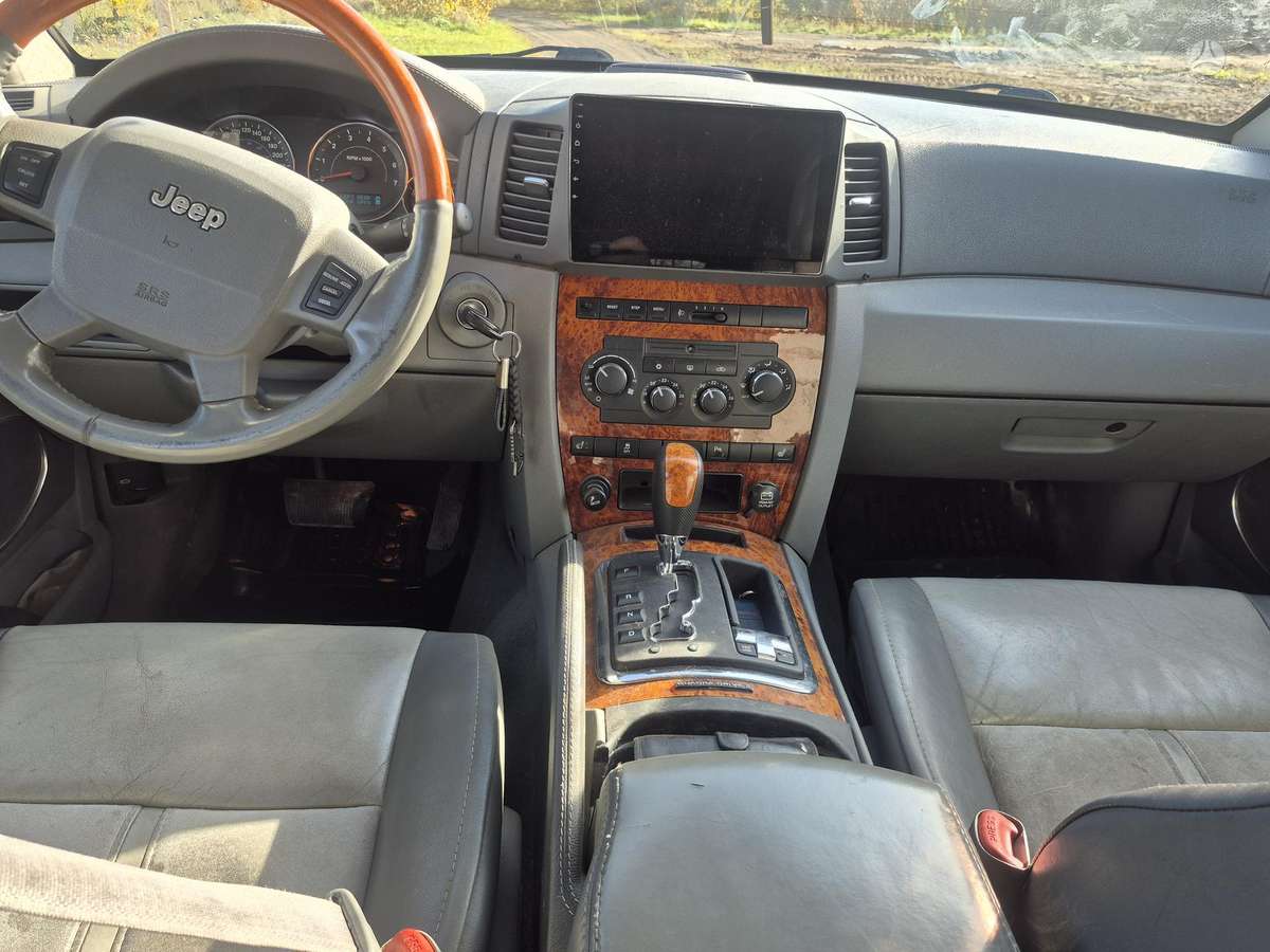 Jeep Grand 2006 — photo 7