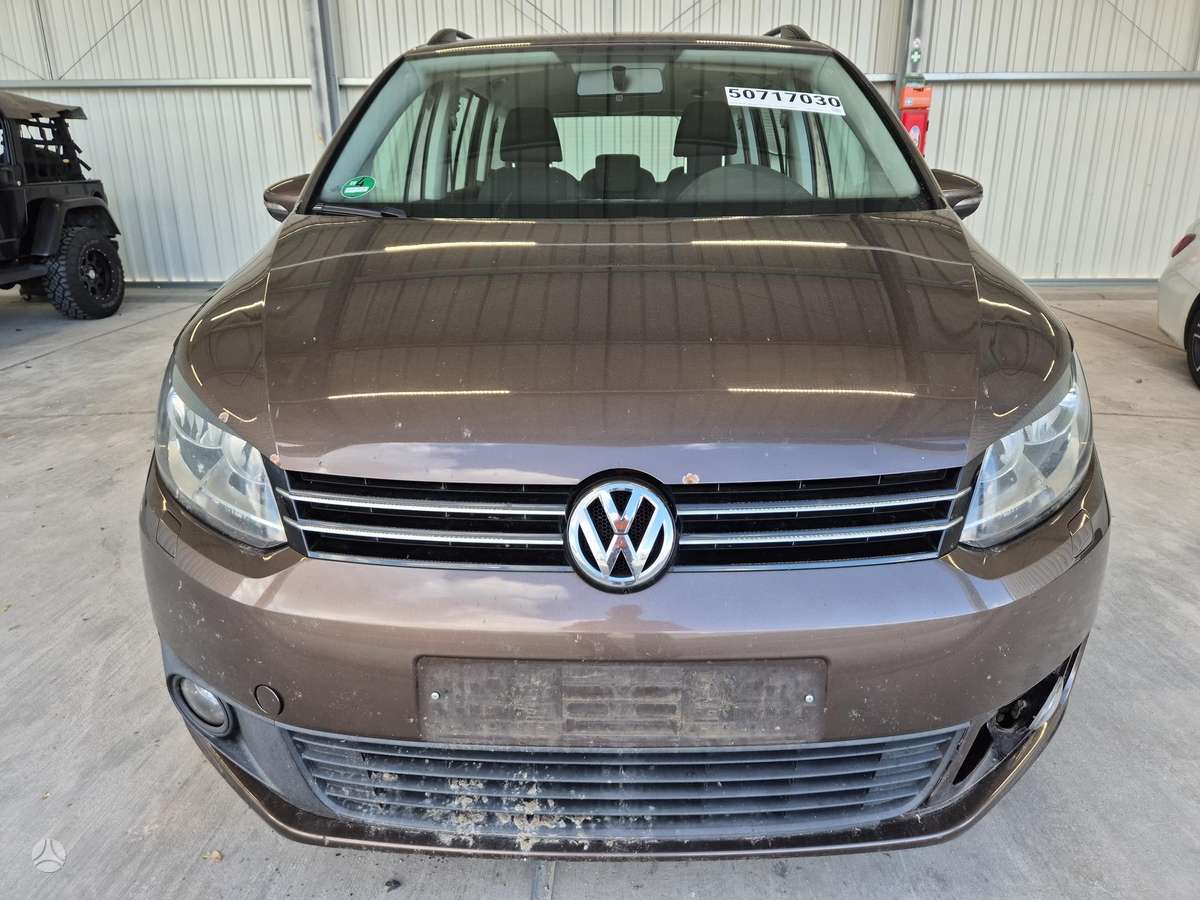 Volkswagen Touran 2012 — photo 9