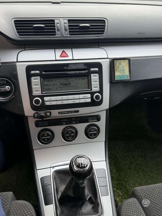 Volkswagen Passat 2008 — photo 10
