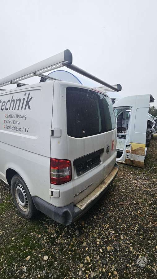 Volkswagen Transporter 2014 — photo 8