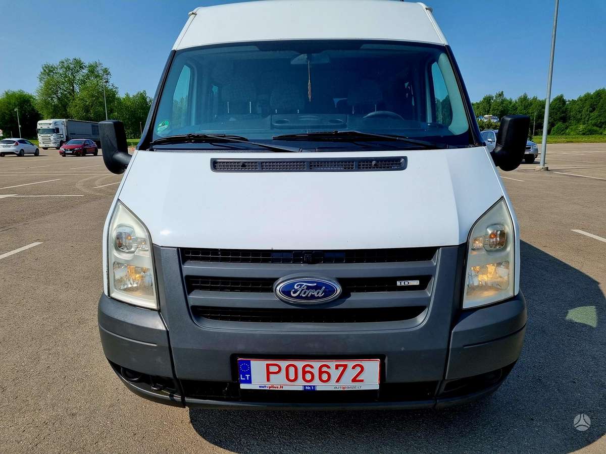 Ford Transit 2007 — салон