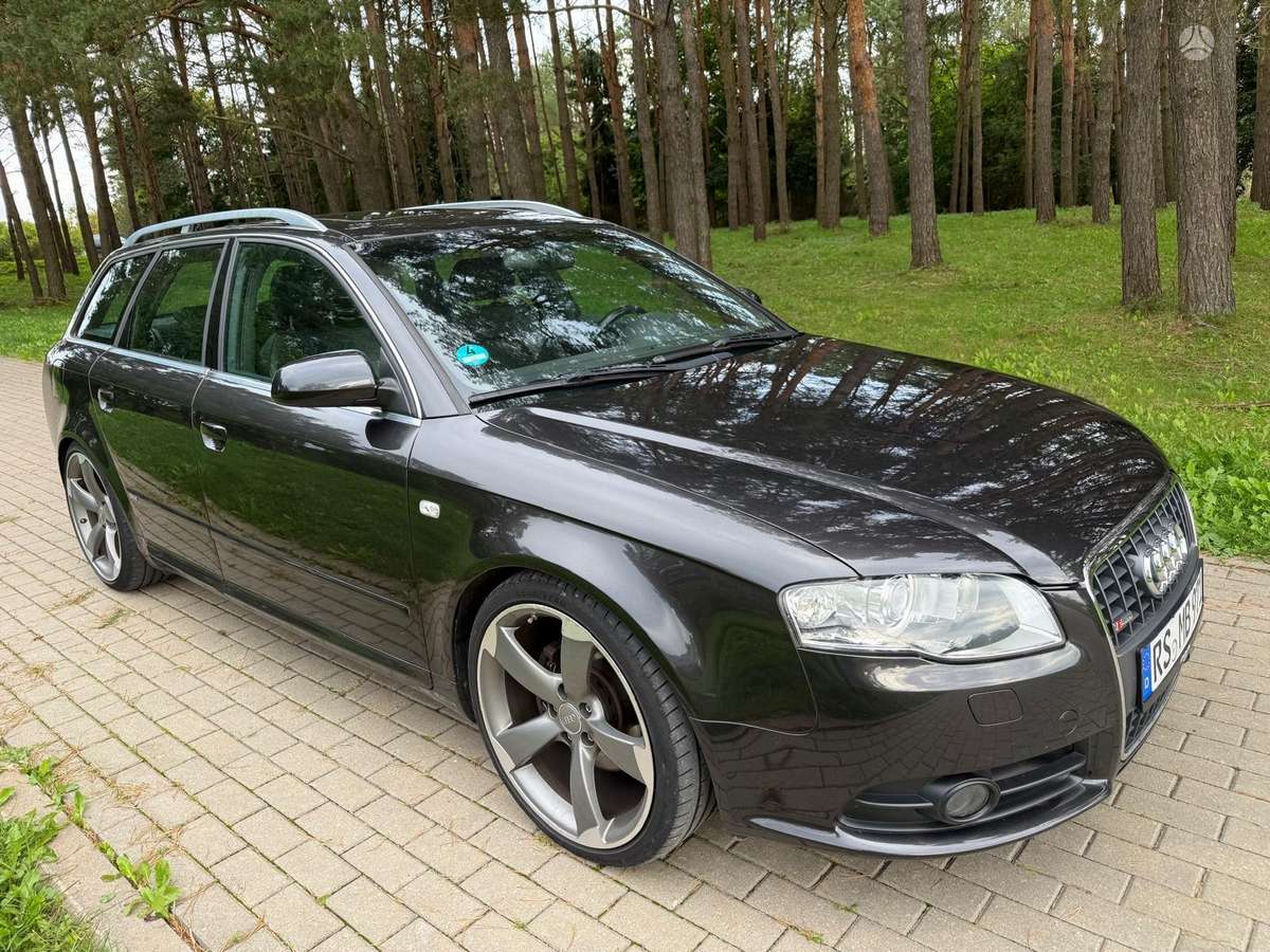 Audi A4 2007 — interior