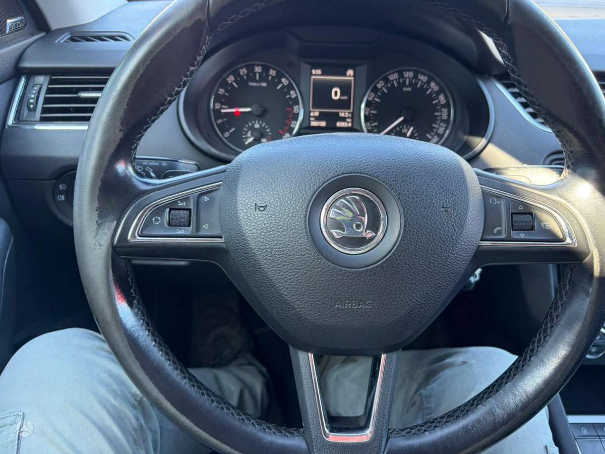Skoda Octavia 2013 — photo 18