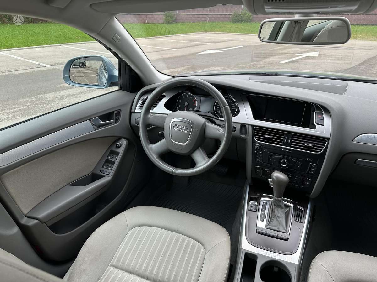Audi A4 2008 — photo 10