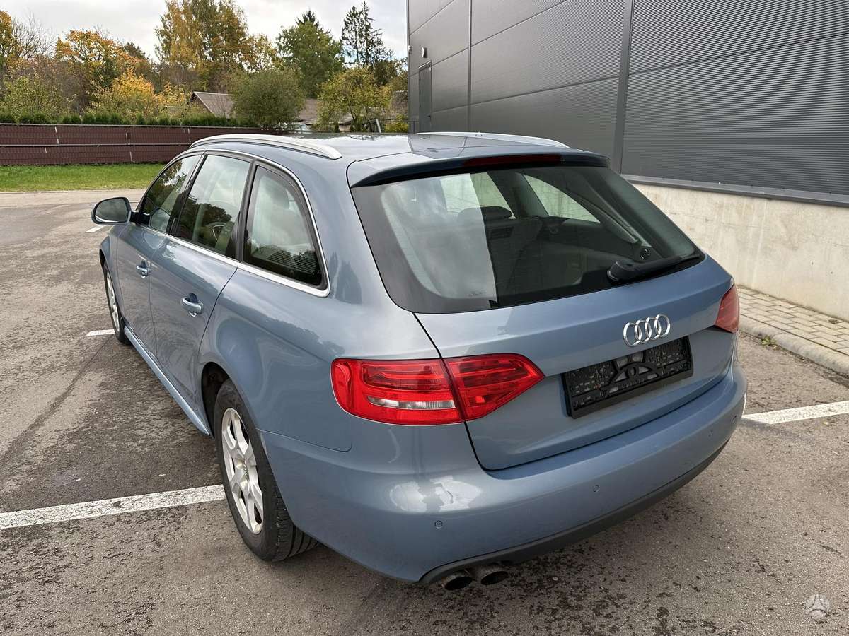 Audi A4 2008 — photo 5