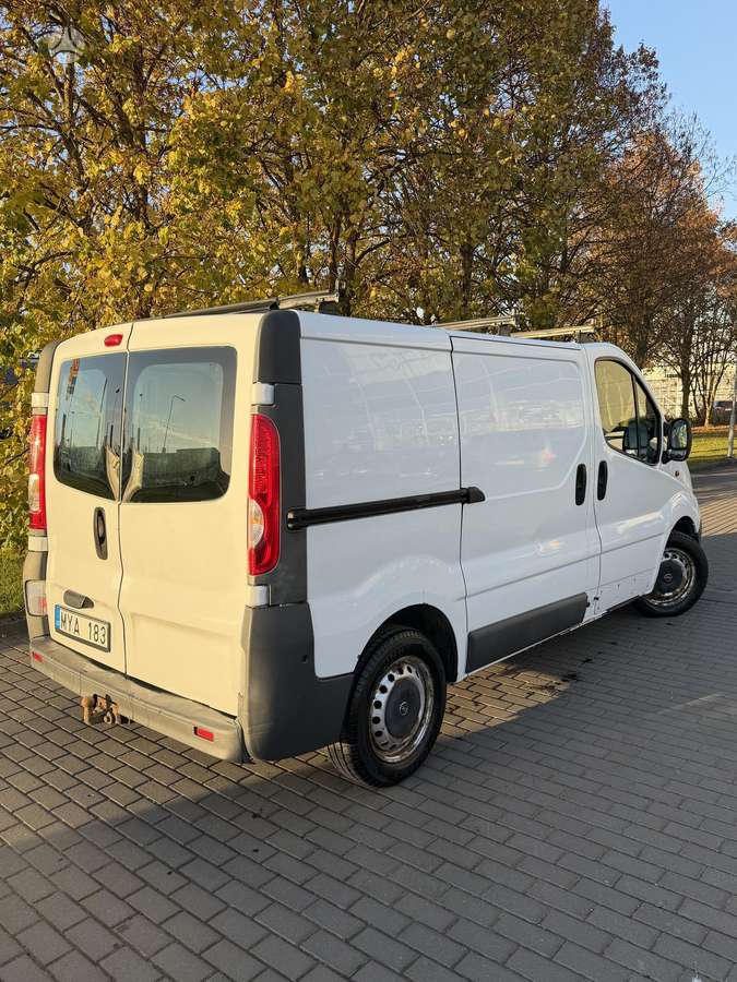Opel Vivaro 2008 — photo 5