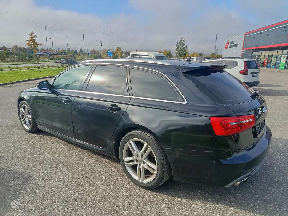 Audi A6 2014 — interior