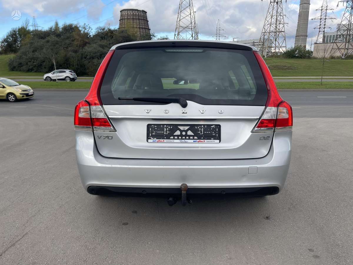 Volvo V70 2013 — photo 12
