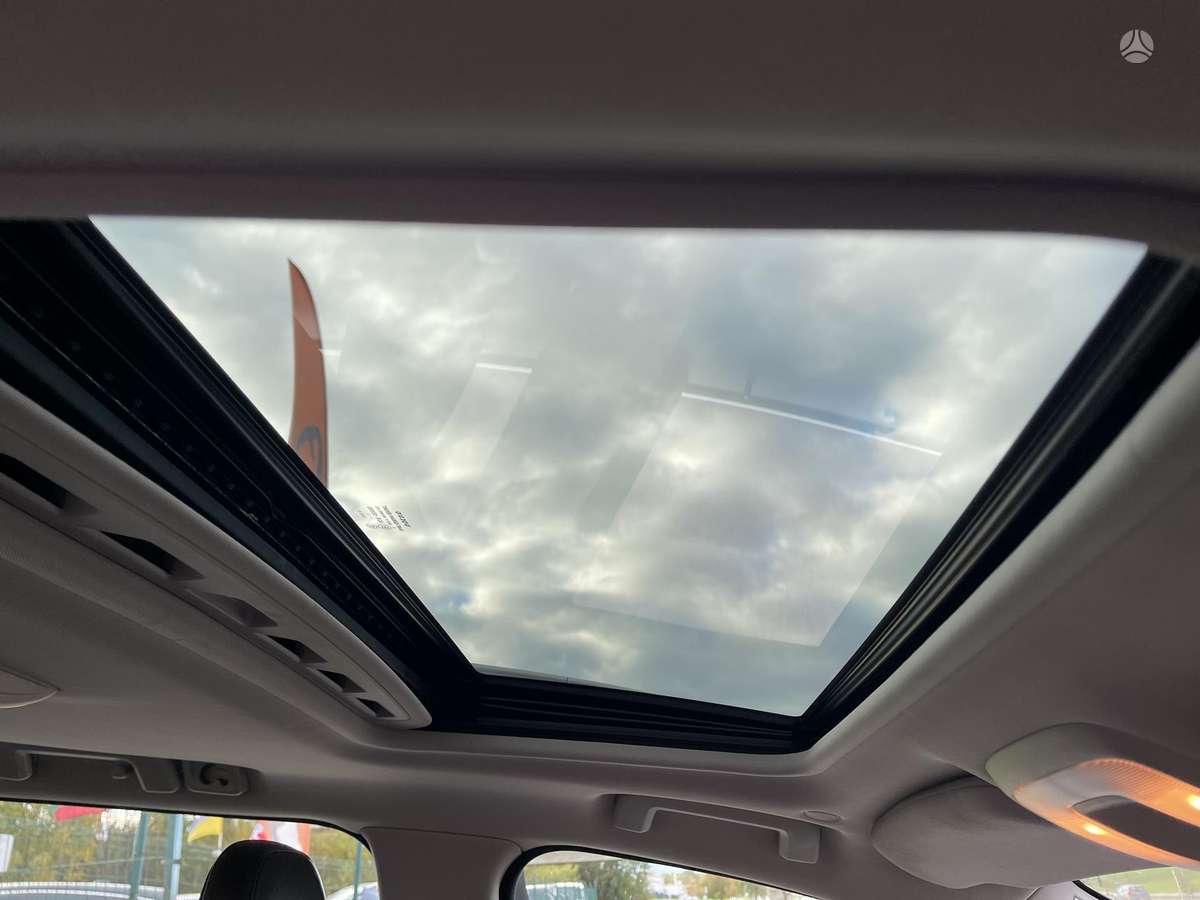 Volvo V70 2013 — photo 33