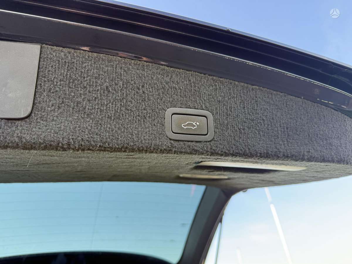 Volvo XC60 2011 — photo 10