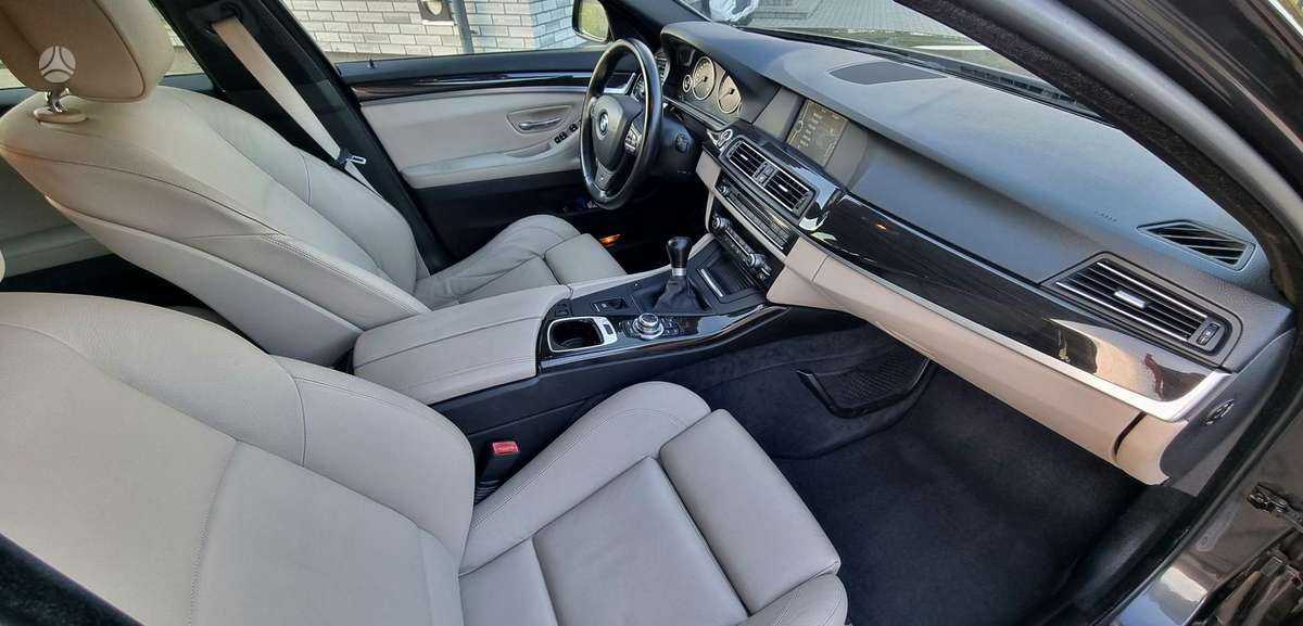 BMW 520 2011 — photo 7
