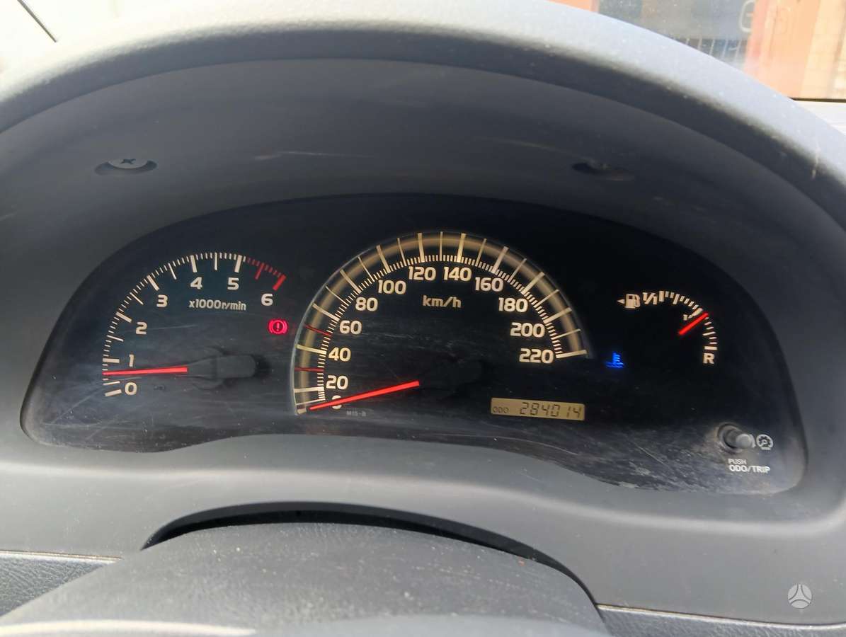 Toyota Avensis 2004 — photo 6