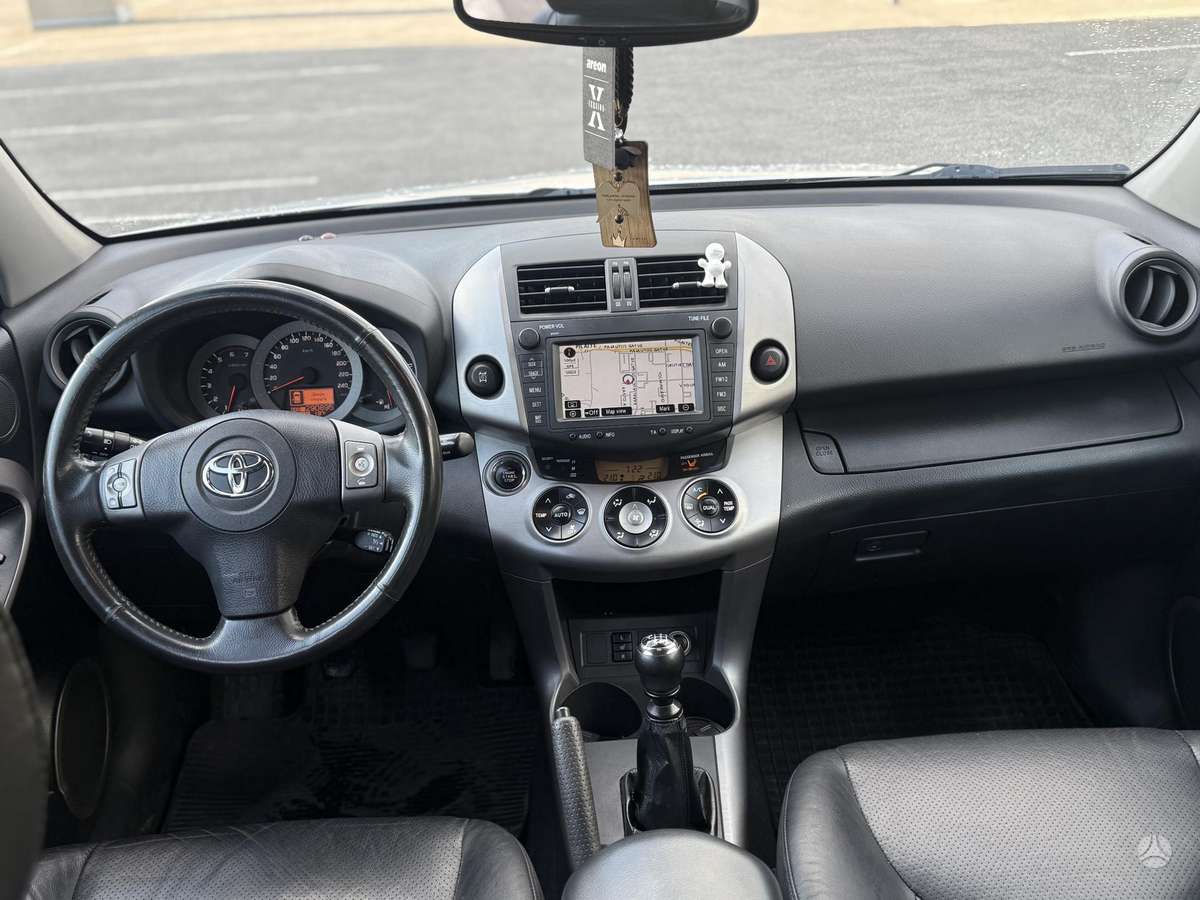 Toyota RAV4 2006 — фото 10