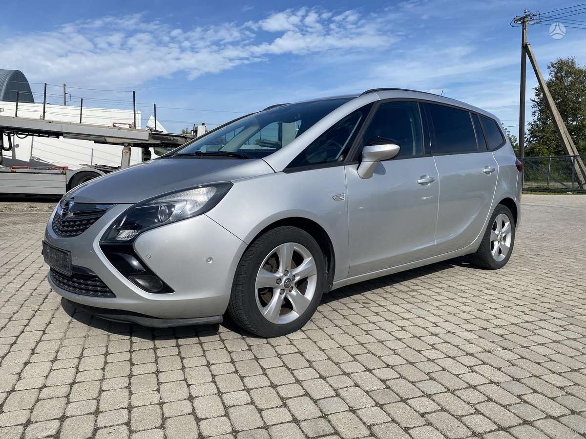 Opel Zafira, 2012