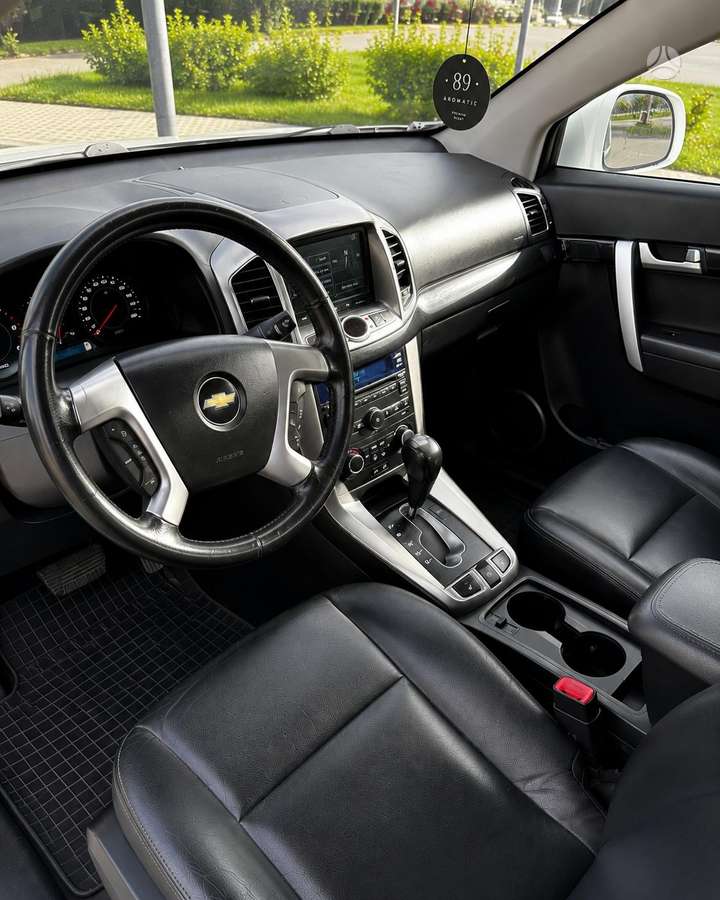 Chevrolet Captiva 2011 — photo 5