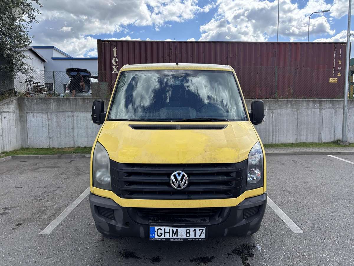 Volkswagen Crafter 2013 — rear view
