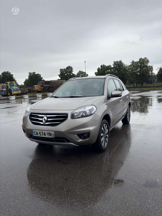Renault Koleos 2012 — rear view