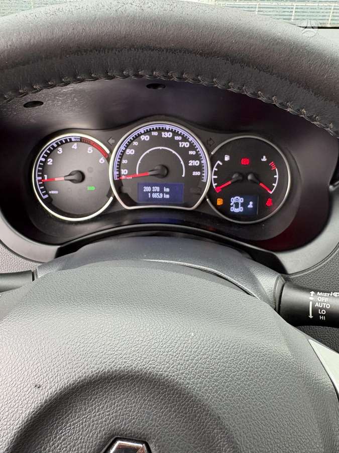 Renault Koleos 2012 — photo 8