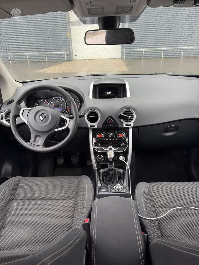 Renault Koleos 2012 — photo 9