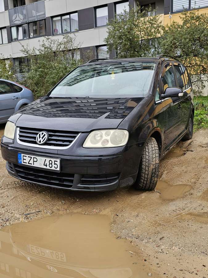 Volkswagen Touran 2006 — vehicle for AFU Ukraine