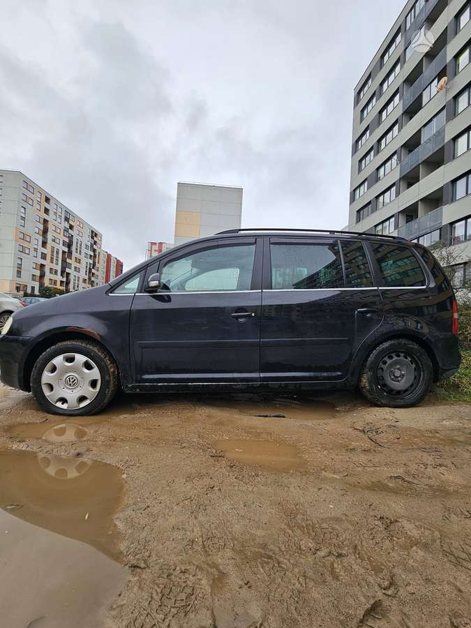 Volkswagen Touran 2006 — photo 10