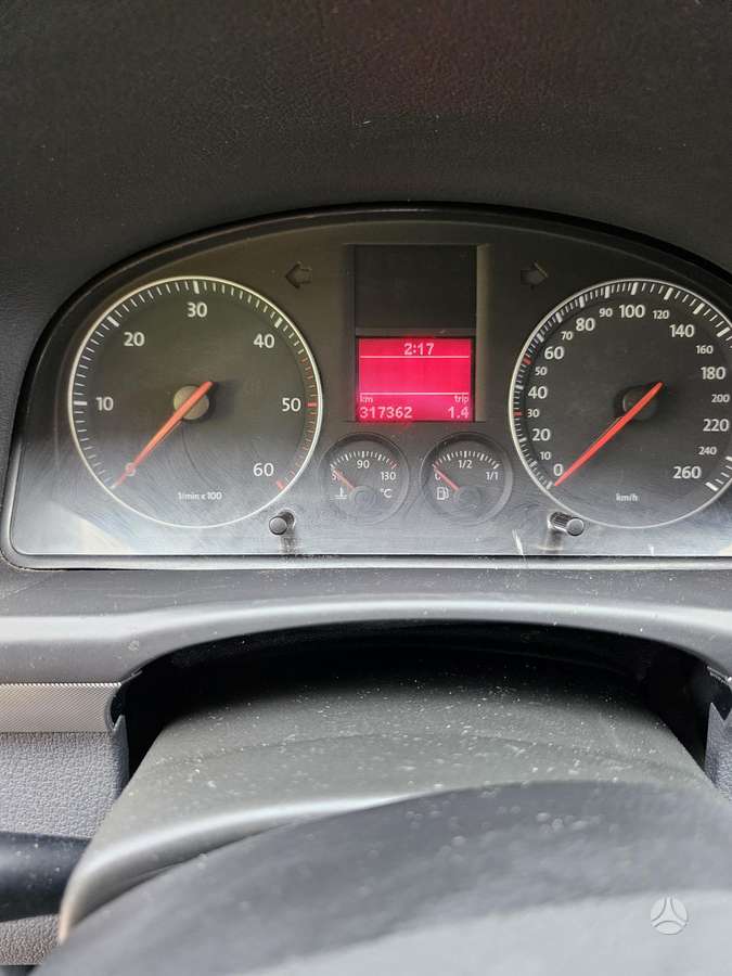 Volkswagen Touran 2006 — photo 5