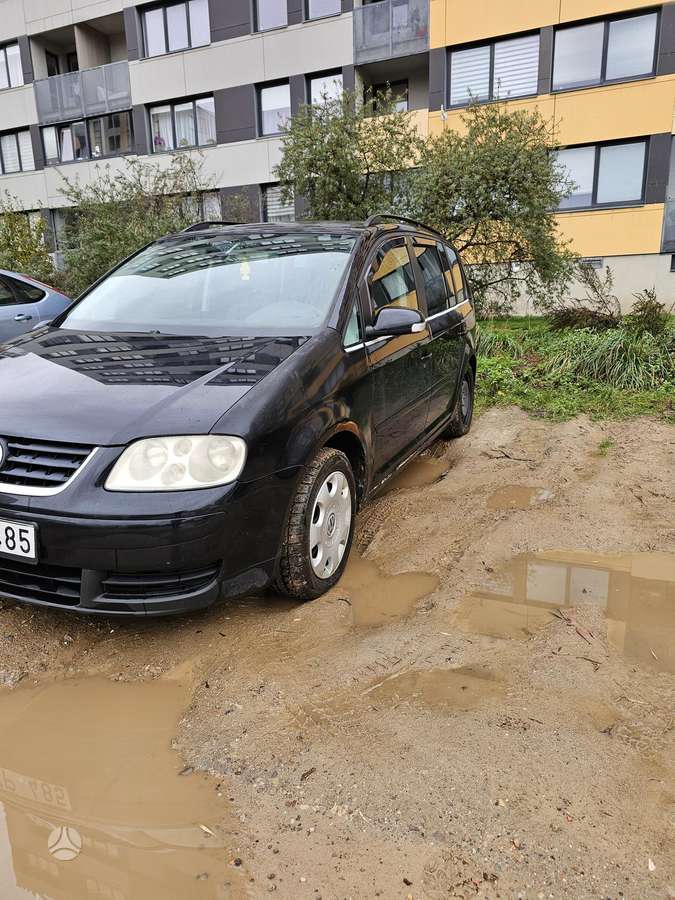 Volkswagen Touran 2006 — photo 9