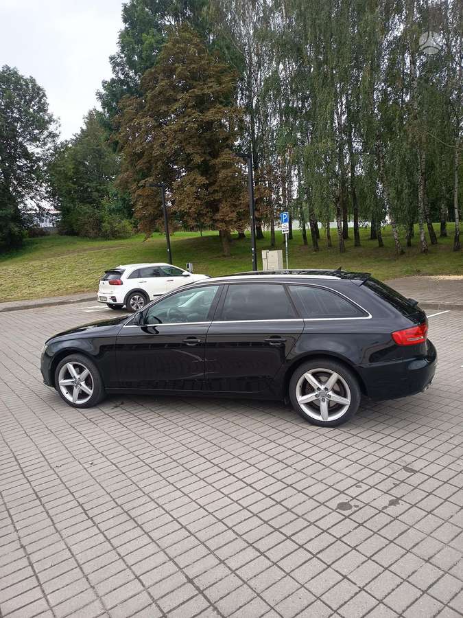 Audi A4 2009 — engine 1968 cm³, 170 HP (125kW)