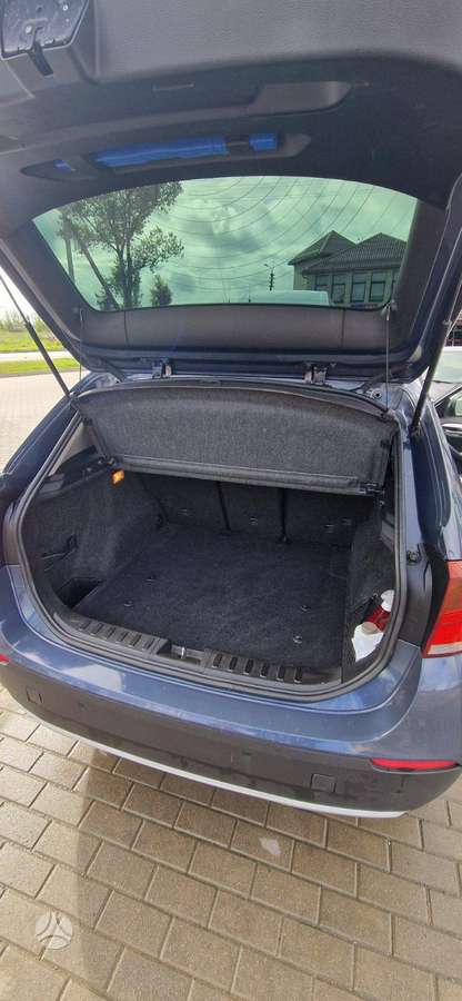 BMW X1 2010 — photo 10