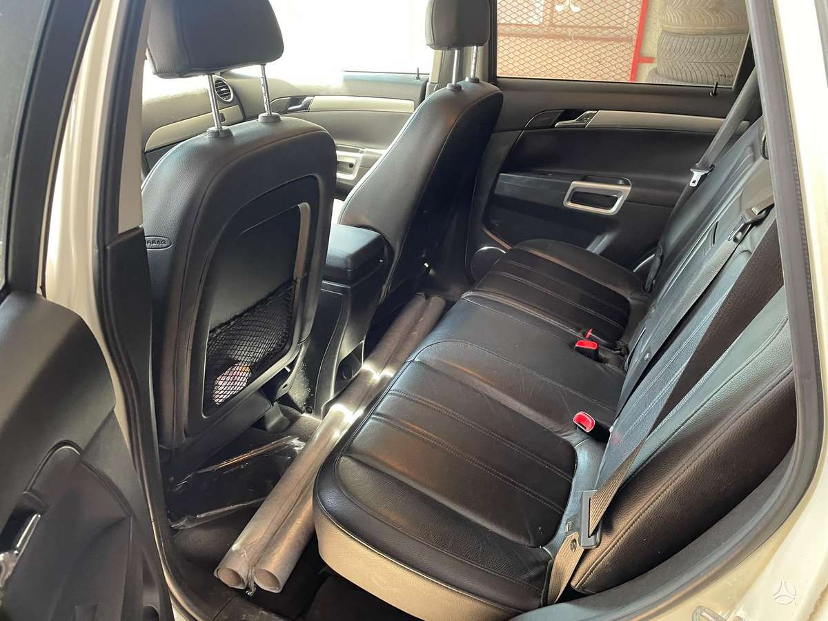 Opel Antara 2013 — photo 16