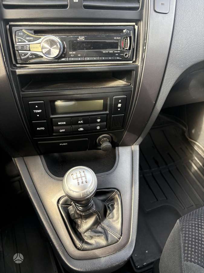 Hyundai Tucson 2006 — photo 12