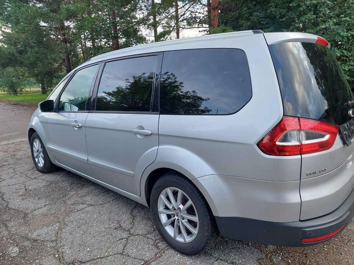 Ford Galaxy 2013 — салон