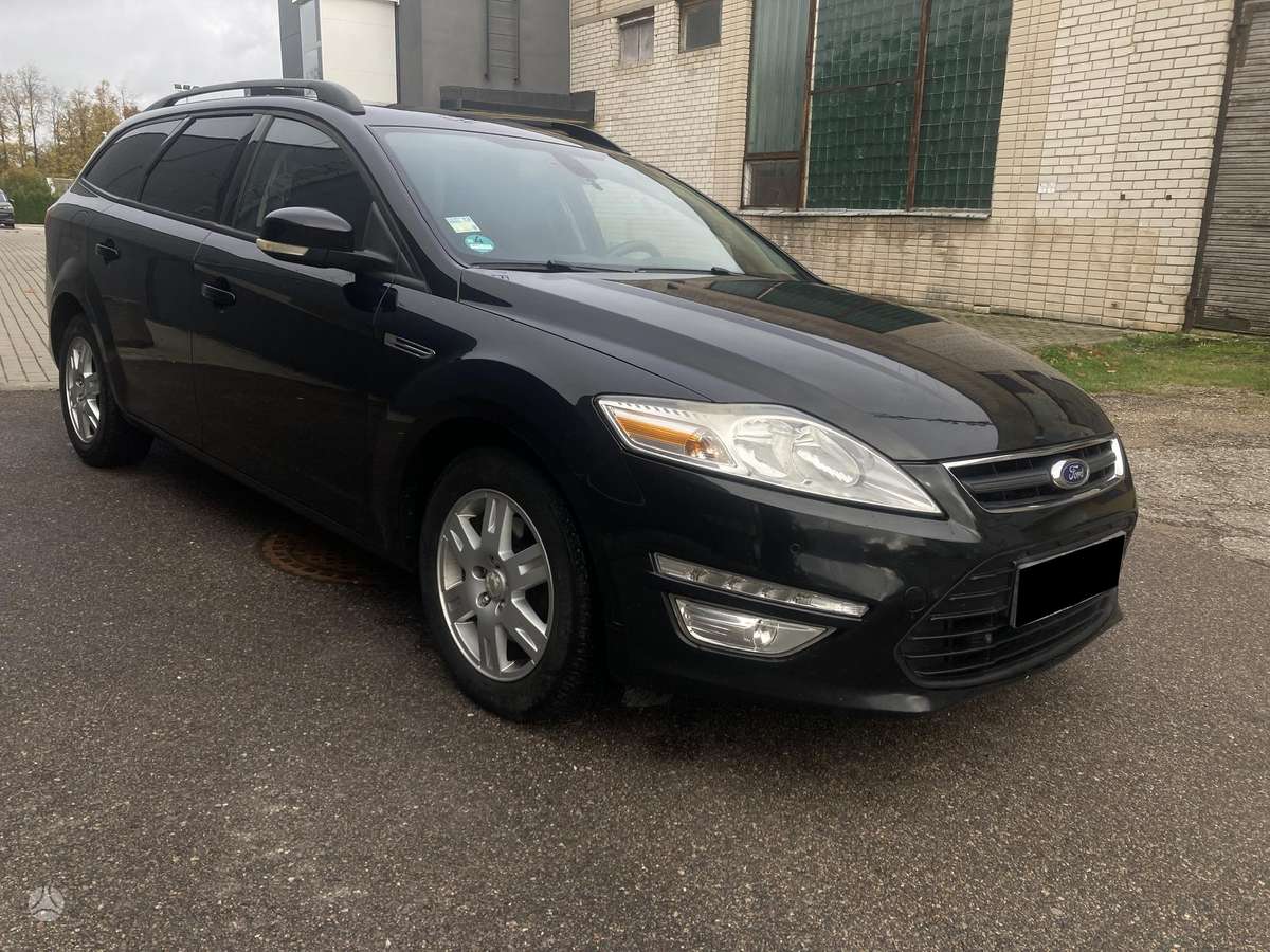 Ford Mondeo 2010 — photo 13