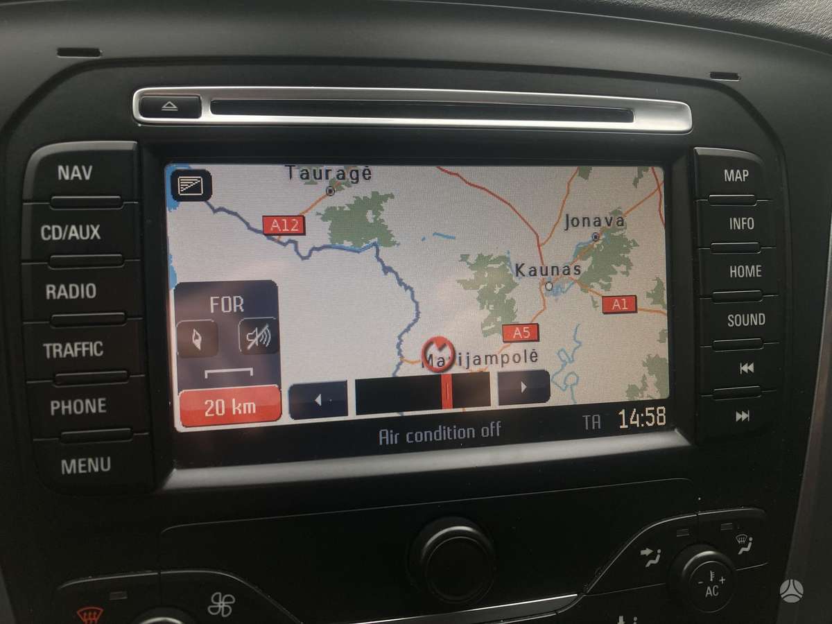 Ford Mondeo 2010 — photo 30