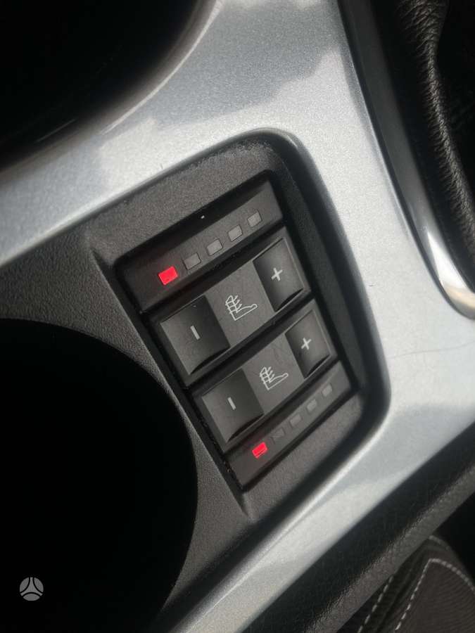 Ford Mondeo 2010 — photo 33