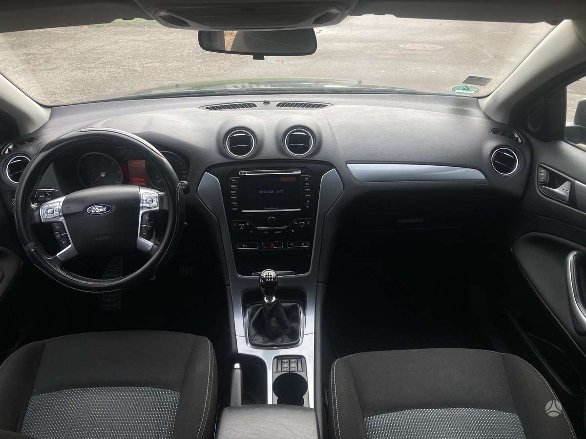 Ford Mondeo 2010 — engine 1997 cm³, 140 HP (103kW)