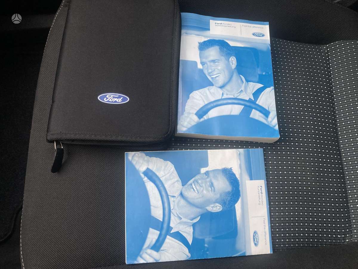 Ford Mondeo 2010 — photo 40