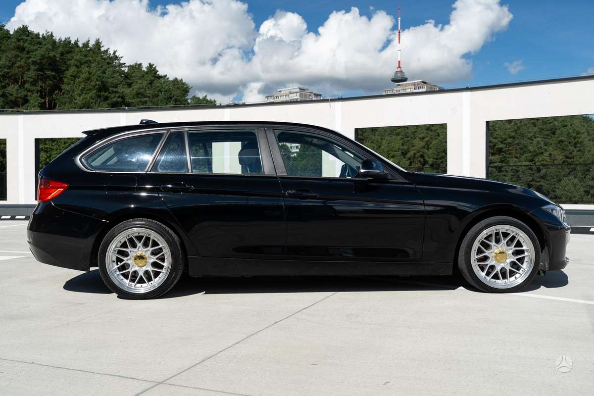 BMW 318 2014 — engine 1995 cm³, 143 HP (105kW)