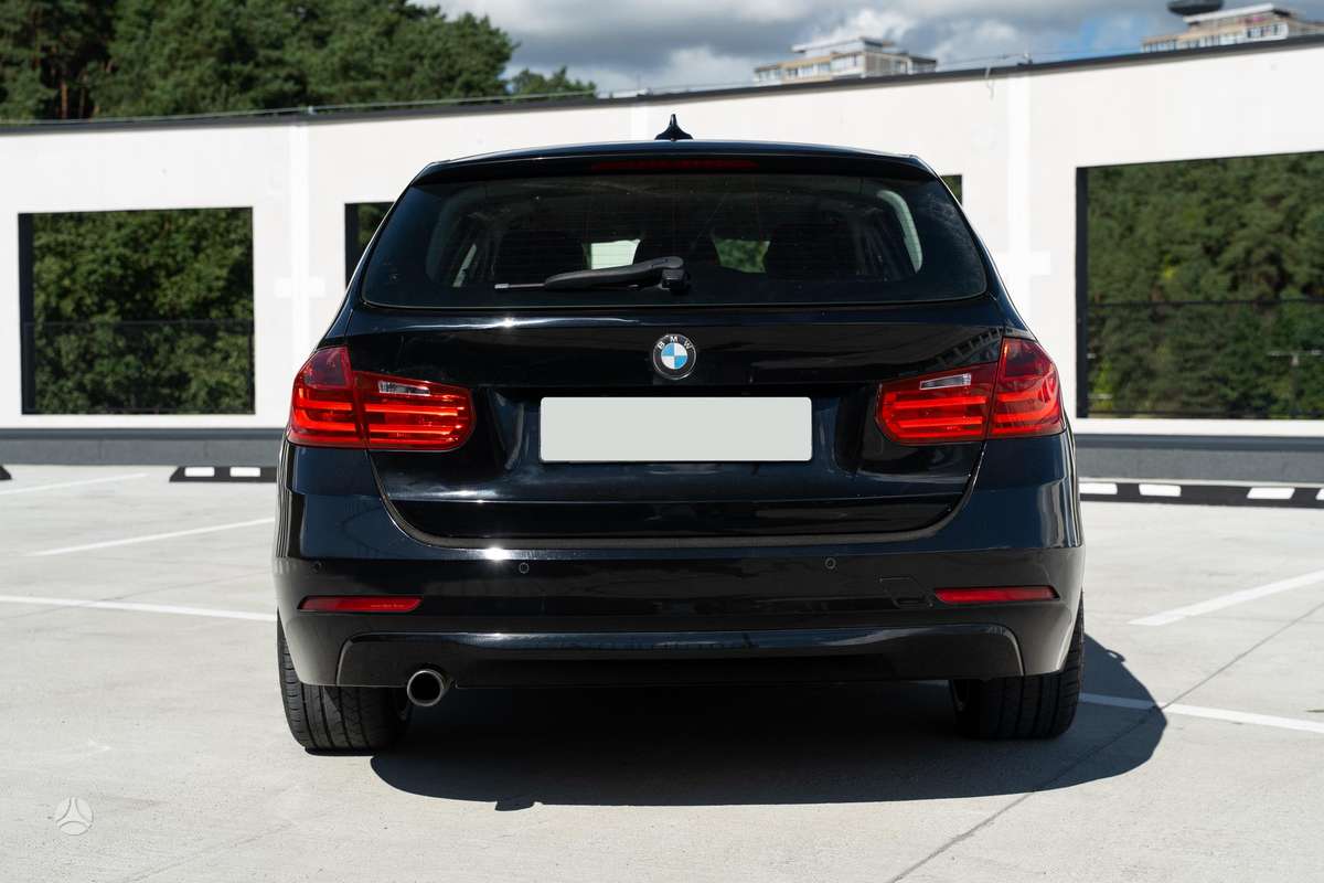 BMW 318 2014 — photo 6